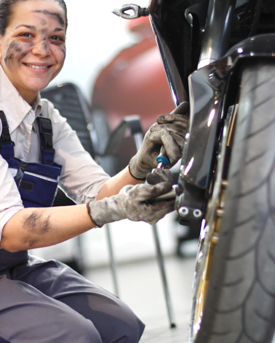 Cómo cambiar el aceite a tu moto