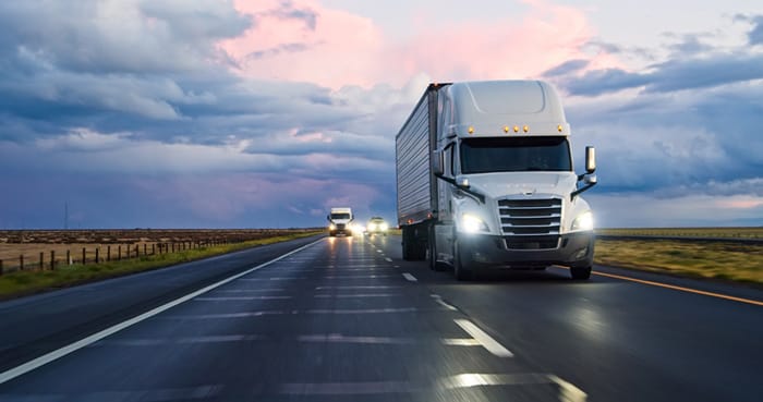 Camión prueba lubricante en carretera para homologación del aceite